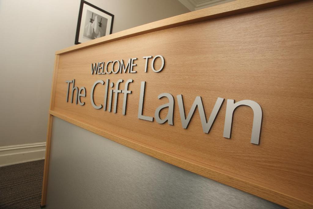 ليدز Cliff Lawn Hotel المظهر الخارجي الصورة