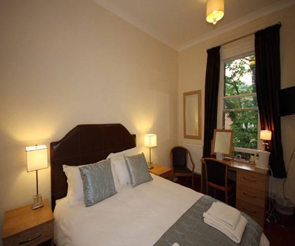 ليدز Cliff Lawn Hotel المظهر الخارجي الصورة
